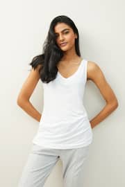 White Slouch Vest - Image 4 of 5