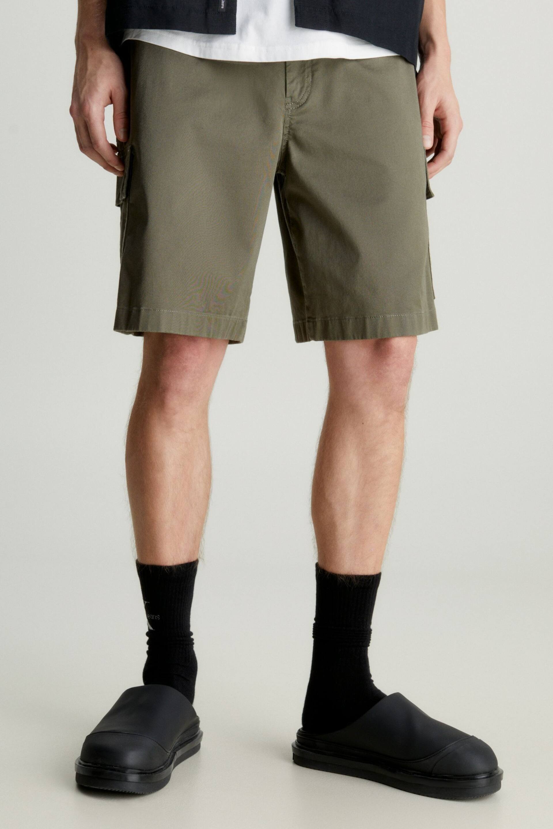 Calvin Klein Green Cargo Woven Shorts - Image 1 of 3