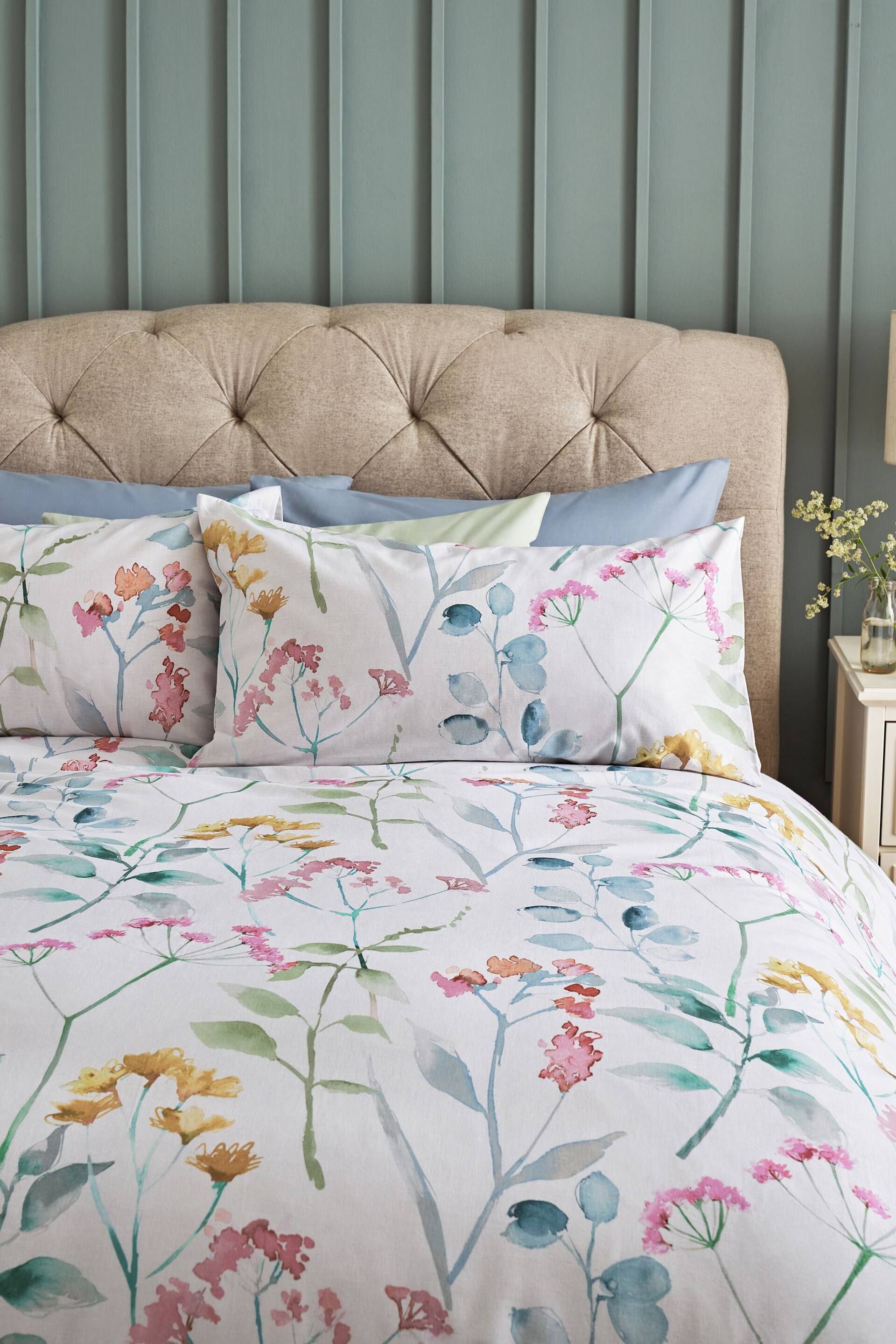 Pastel Isla Watercolour Floral 100% Cotton Duvet Cover and Pillowcase Set - Image 2 of 3