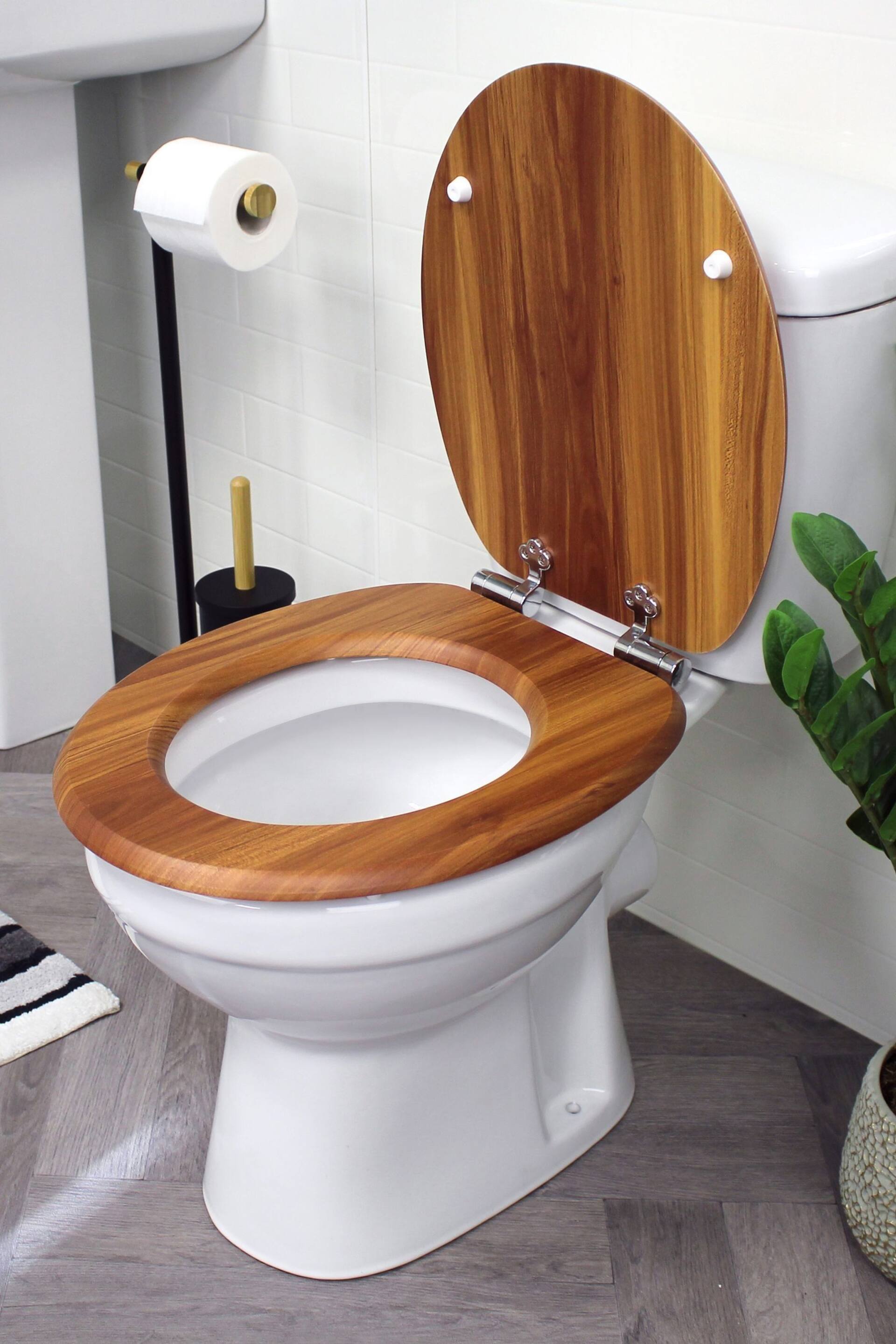 Showerdrape Brown Norfolk Soft Close Wooden Toilet Seat - Image 2 of 4