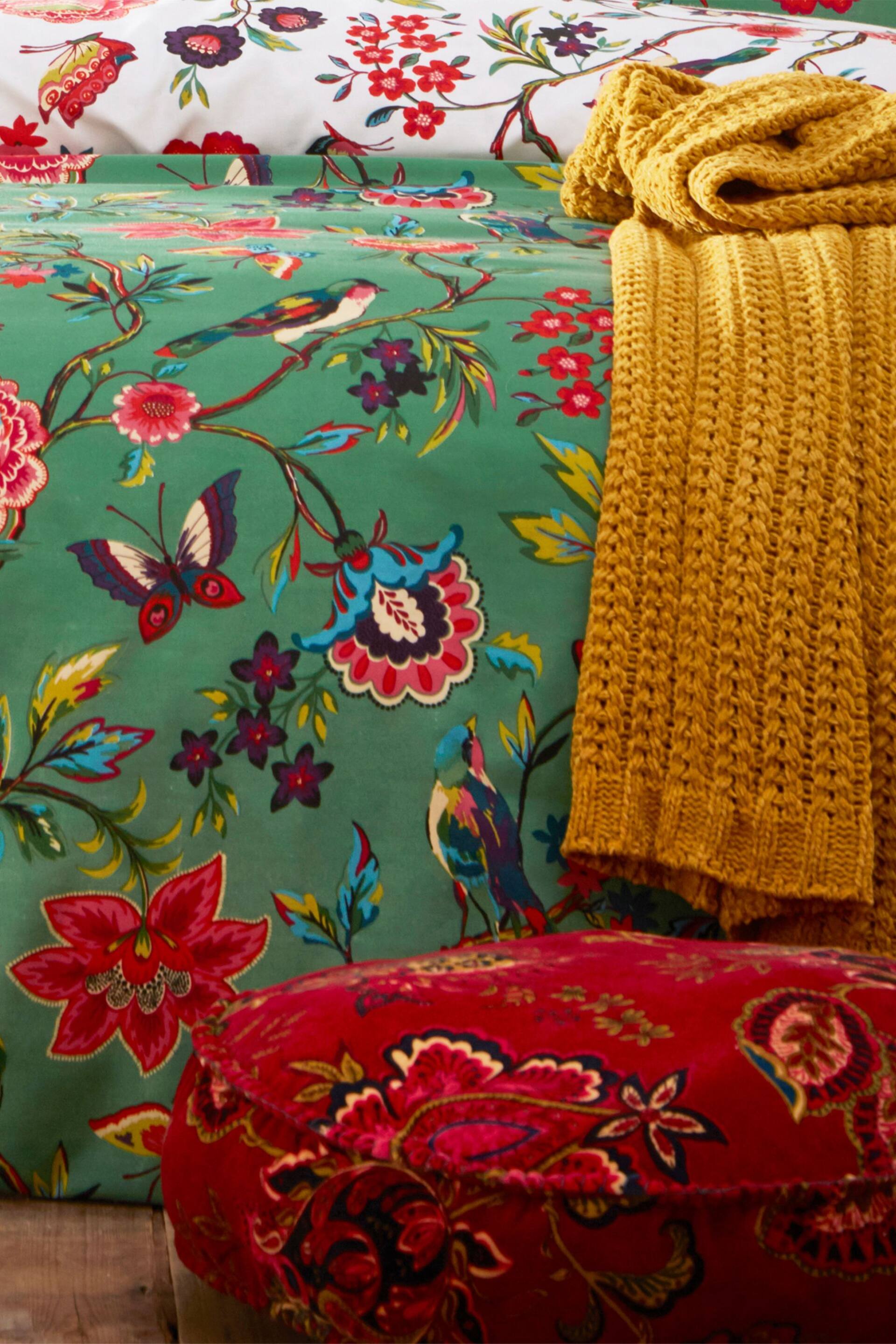 furn. Verdi Green Tropical Floral Reversible Duvet Cover and Pillowcase Set - Image 3 of 3