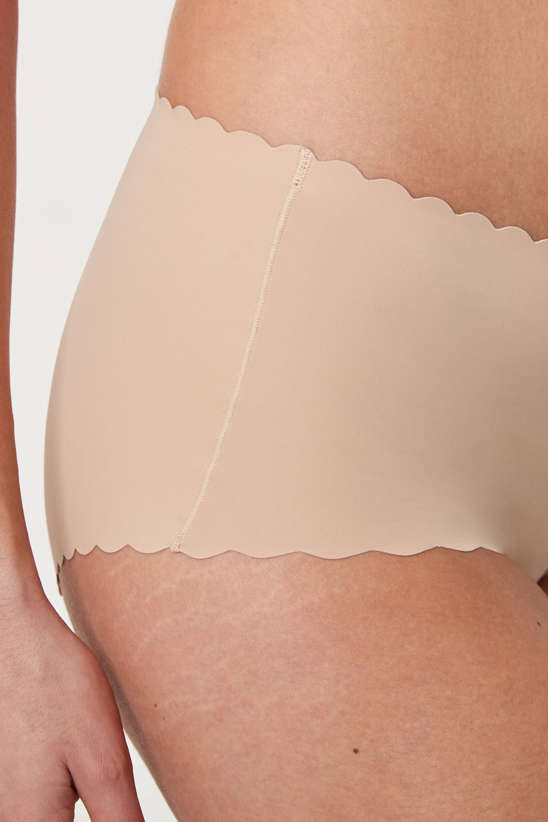 Nude Midi No VPL Scallop Edge Knickers - Image 3 of 4