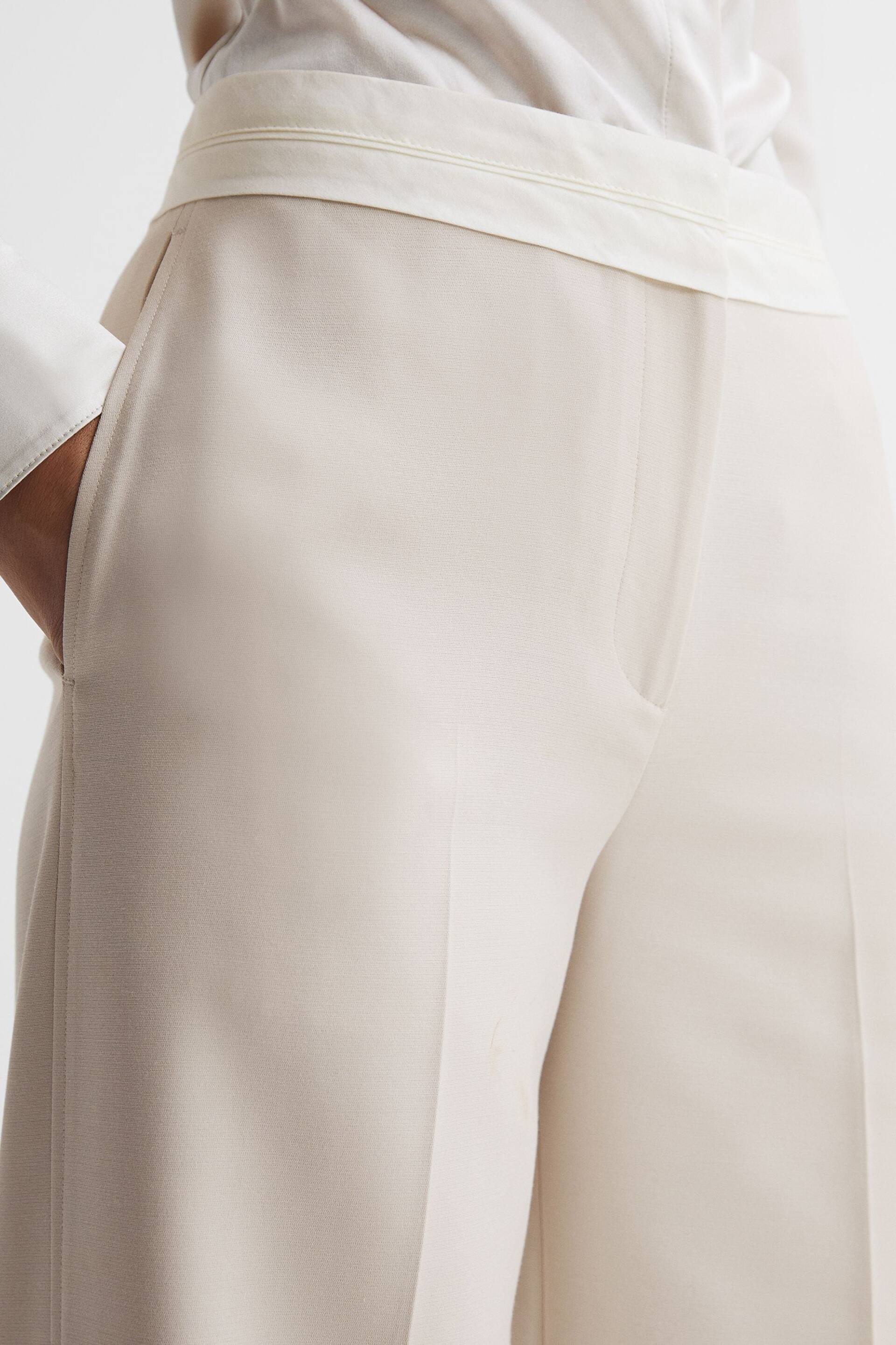 Reiss Neutral Maya Mid Rise Contrast Wide Leg Suit Trousers - Image 3 of 5
