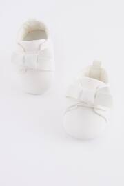 White Bow Baby Trainers (0-24mths) - Image 1 of 6