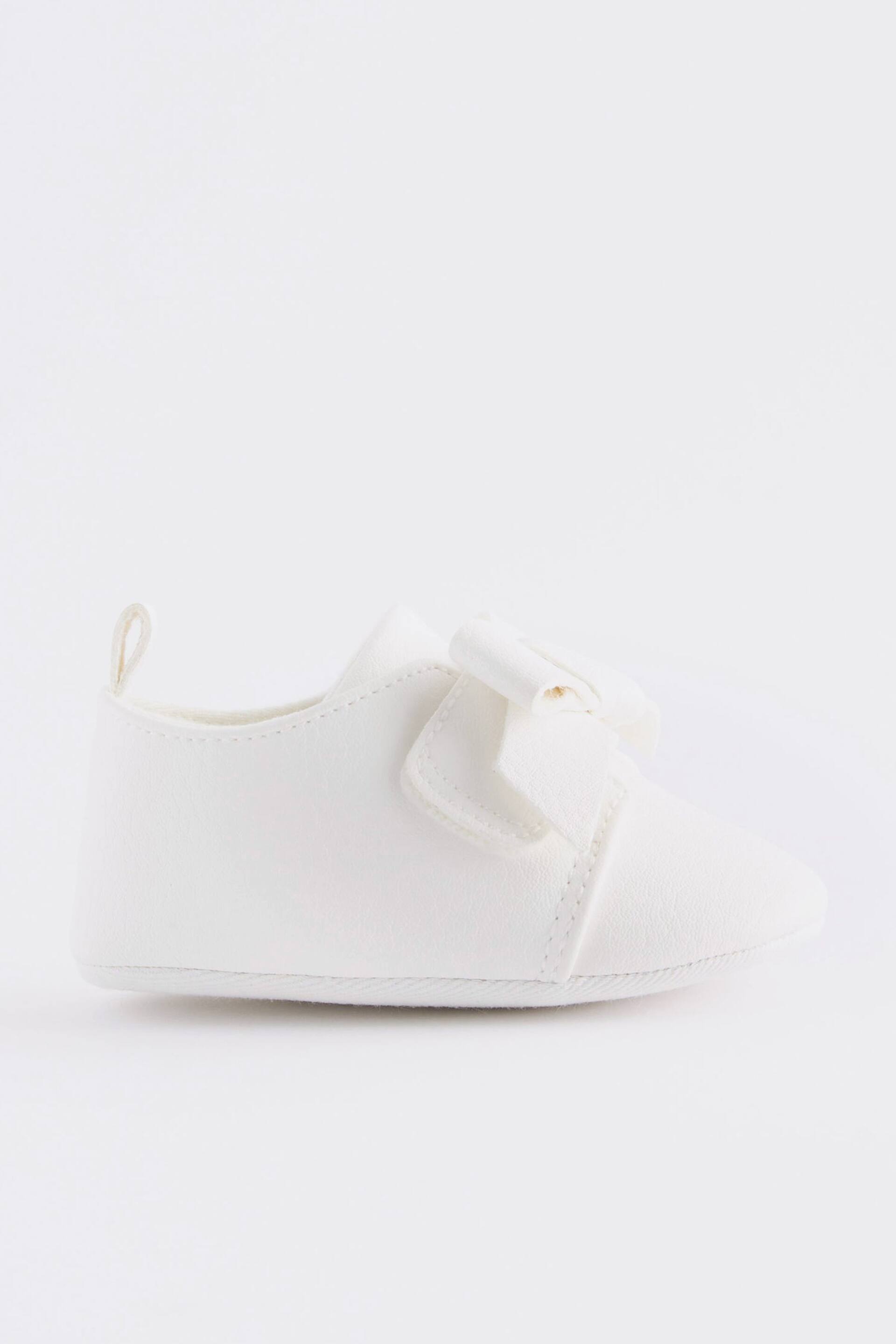 White Bow Baby Trainers (0-24mths) - Image 2 of 6