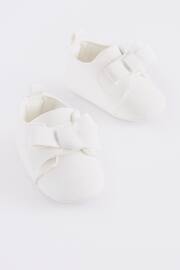 White Bow Baby Trainers (0-24mths) - Image 6 of 6