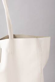 Lakeland Leather Tarn Leather Bucket Bag - Image 8 of 9