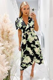 AX Paris Green Floral Printed Short Sleeve Belted Wrap Midi Dress - Image 4 of 4