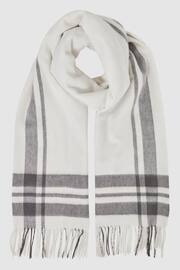 Reiss Grey/Ecru Martina Lambswool Checked Scarf - Image 3 of 4