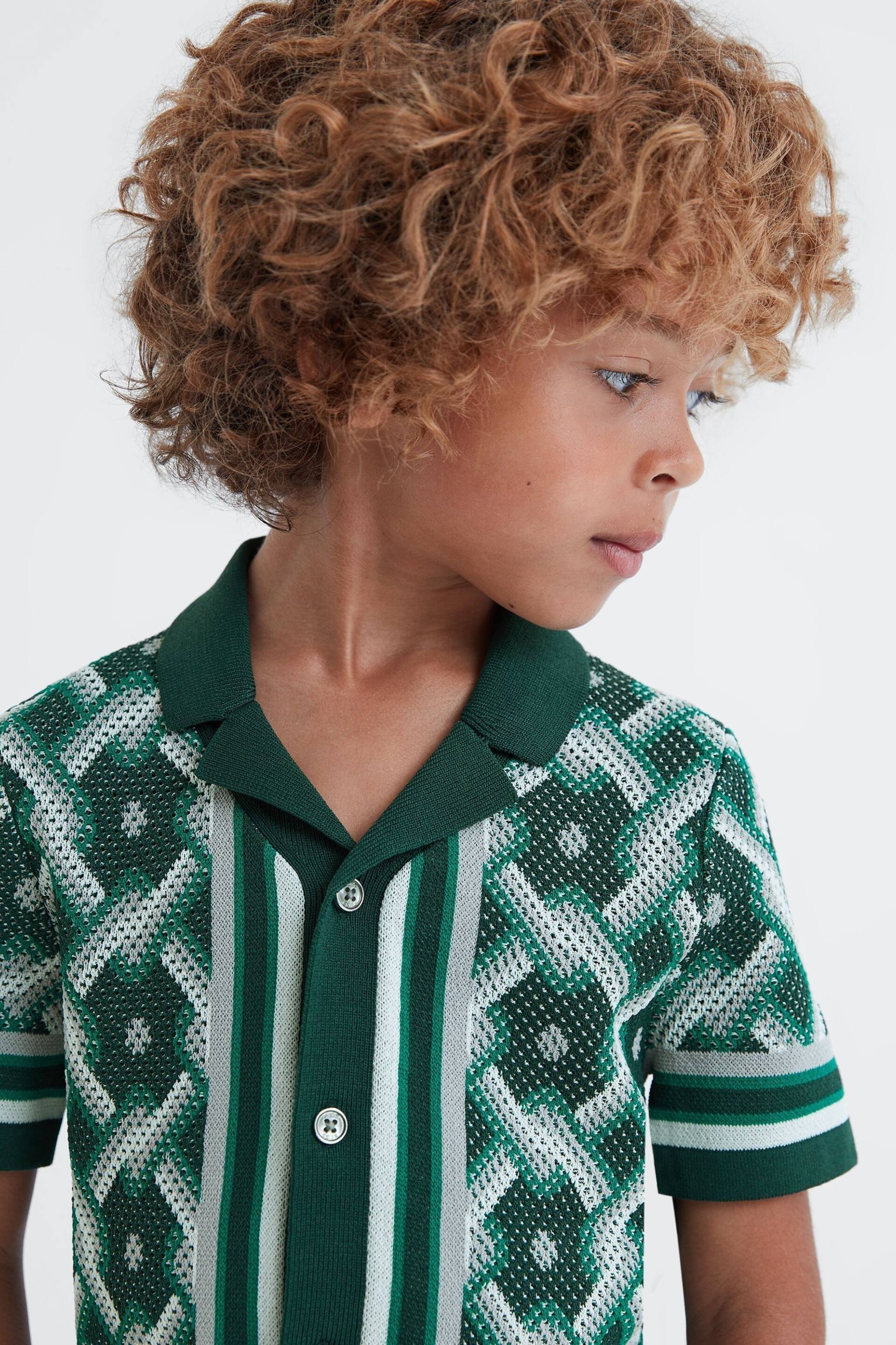 Reiss Green Multi Hyde Junior Knitted Cuban Collar Button-Through Shirt - Image 4 of 6