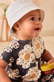 White Baby Bucket Hat (0mths-2yrs) - Image 2 of 4