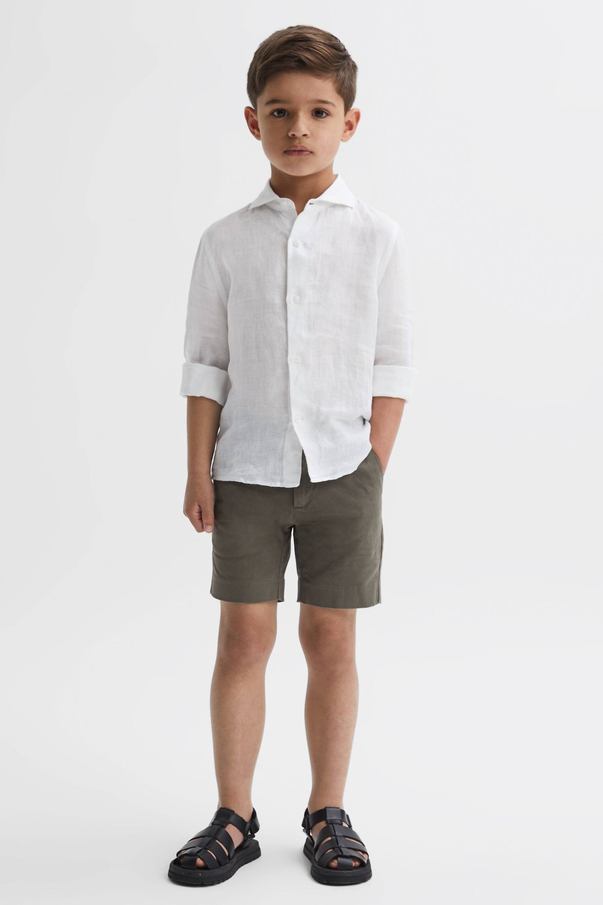 Reiss Khaki Wicket Senior Casual Chino Shorts - Image 4 of 6