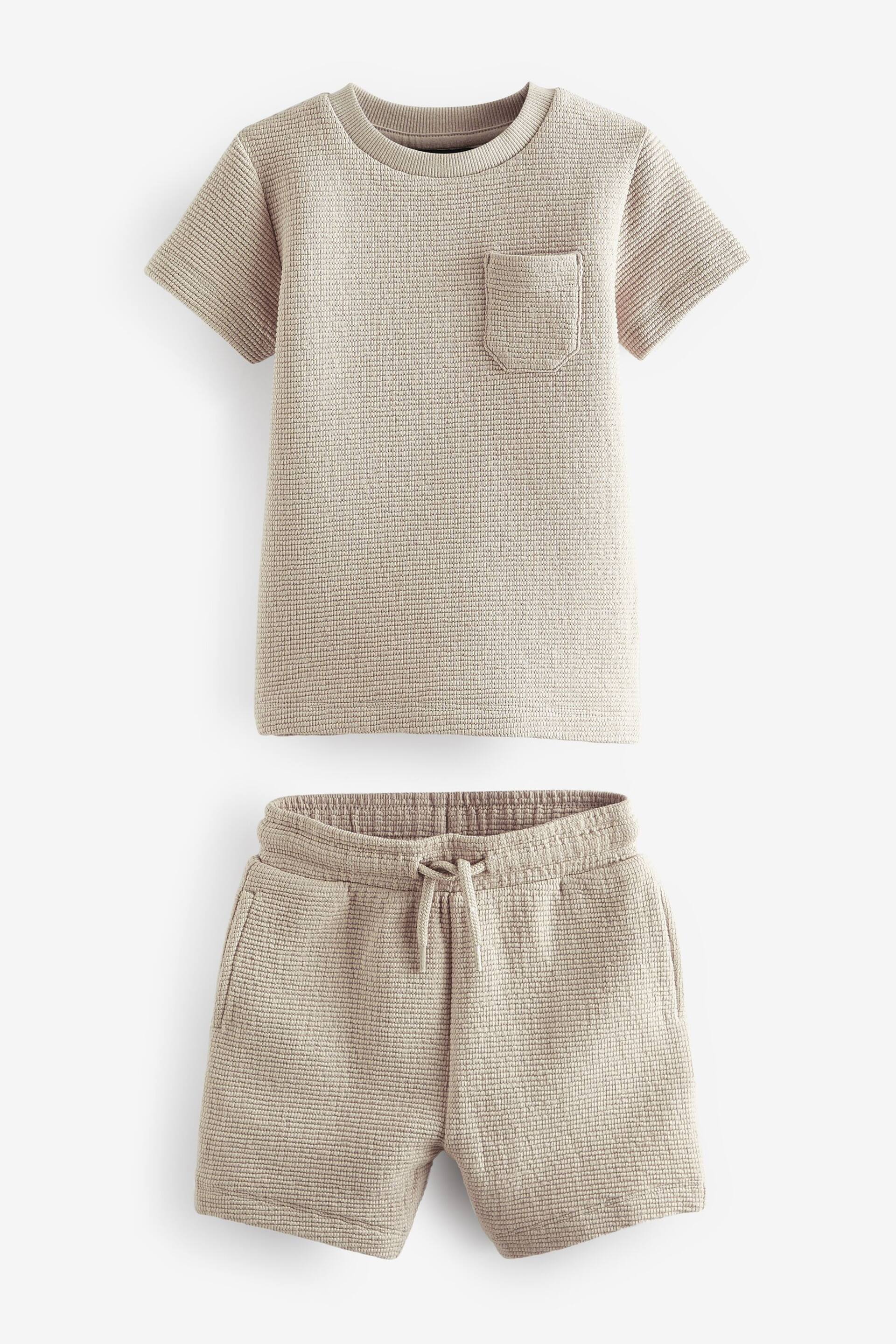 Neutral Textured Jersey Pocket T-Shirt and Shorts Set (3mths-7yrs) - Image 6 of 8