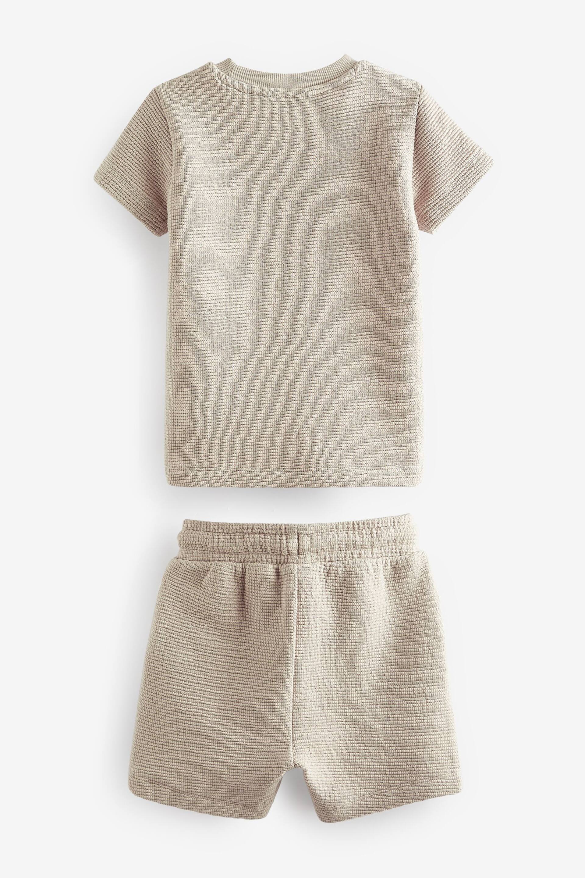 Neutral Textured Jersey Pocket T-Shirt and Shorts Set (3mths-7yrs) - Image 7 of 8