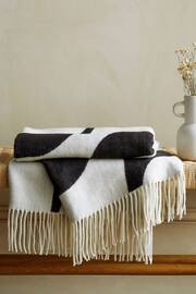 Monochrome Super Soft Wave Throw - Image 2 of 4