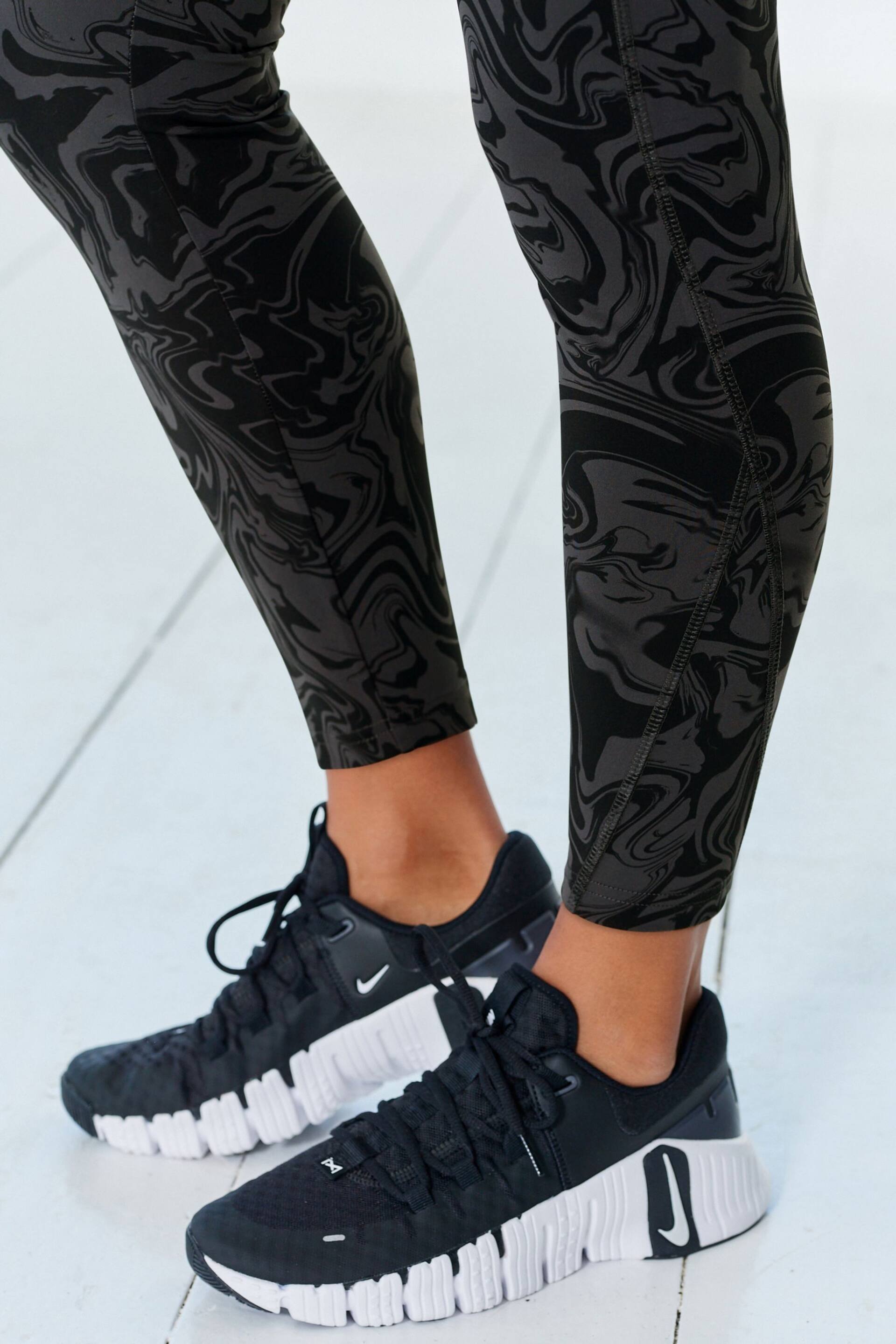 Monochrome Supersoft Everyday Sports Leggings - Image 5 of 5