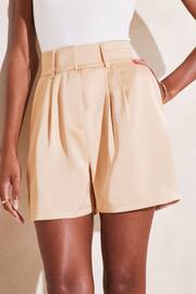 Lipsy Cream Pocket Tailored Shorts - Image 4 of 4