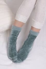 Totes Pink/Grey Ladies Chenille Bed 2 Pack Socks - Image 4 of 5