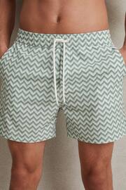 Reiss Sage Cable Zig-Zag Print Drawstring Swim Shorts - Image 4 of 6