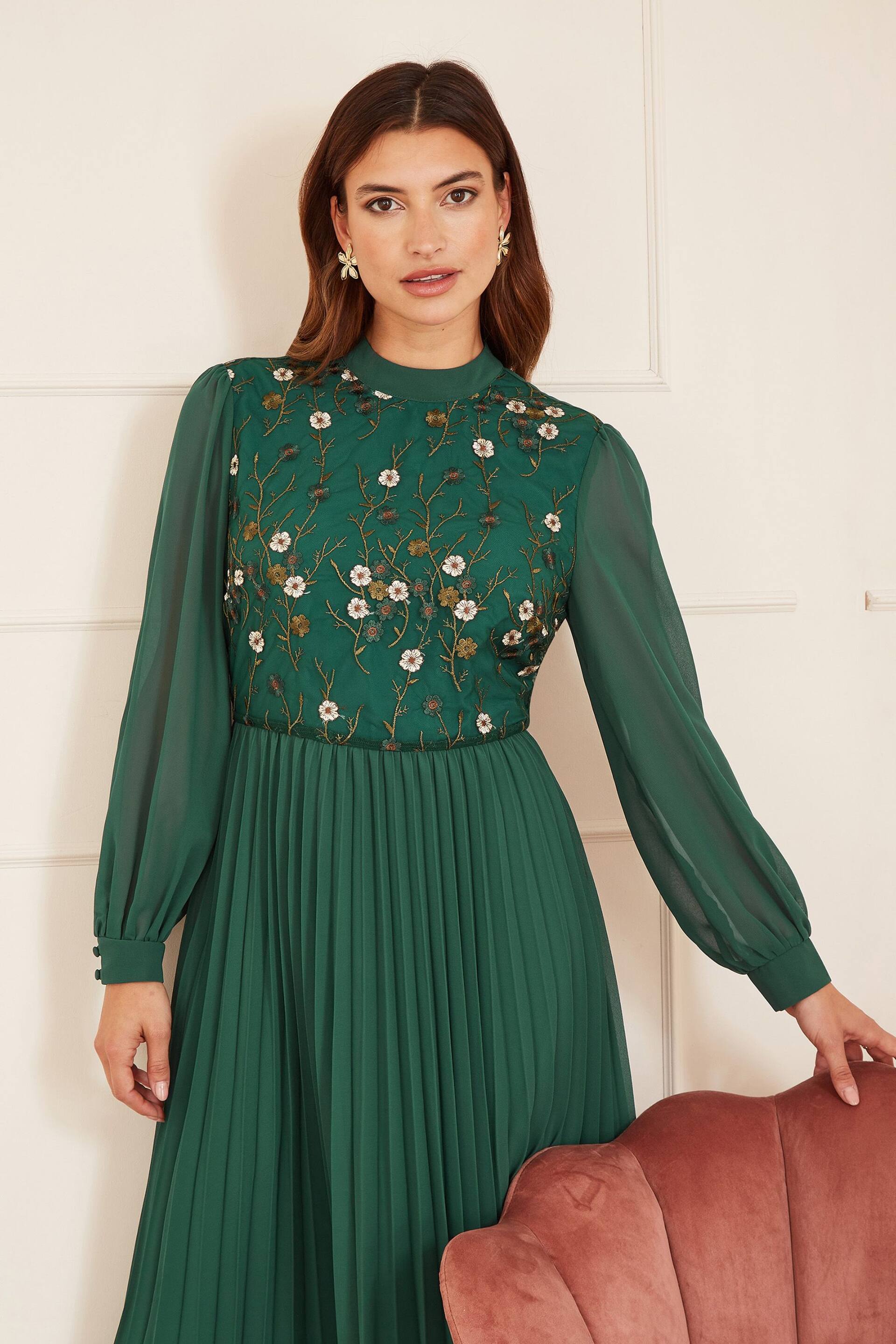 Yumi Green Embroidered Long Sleeve Pleated Midi Dress - Image 3 of 5