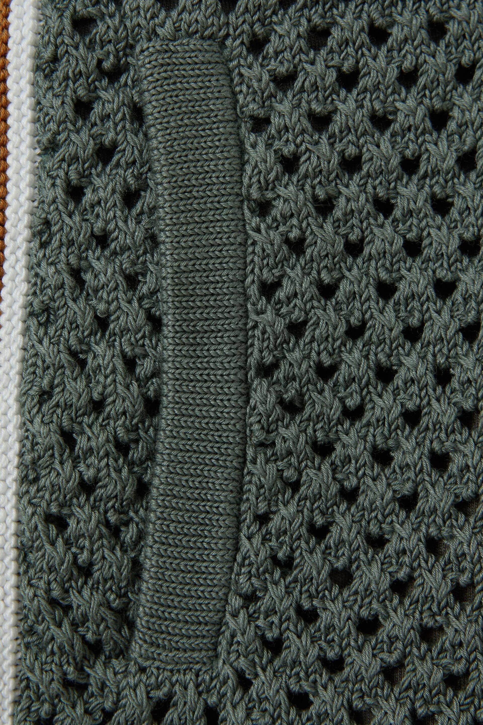Reiss Dark Sage Green Creek Senior Crochet Contrast Trim Elasticated Shorts - Image 4 of 5
