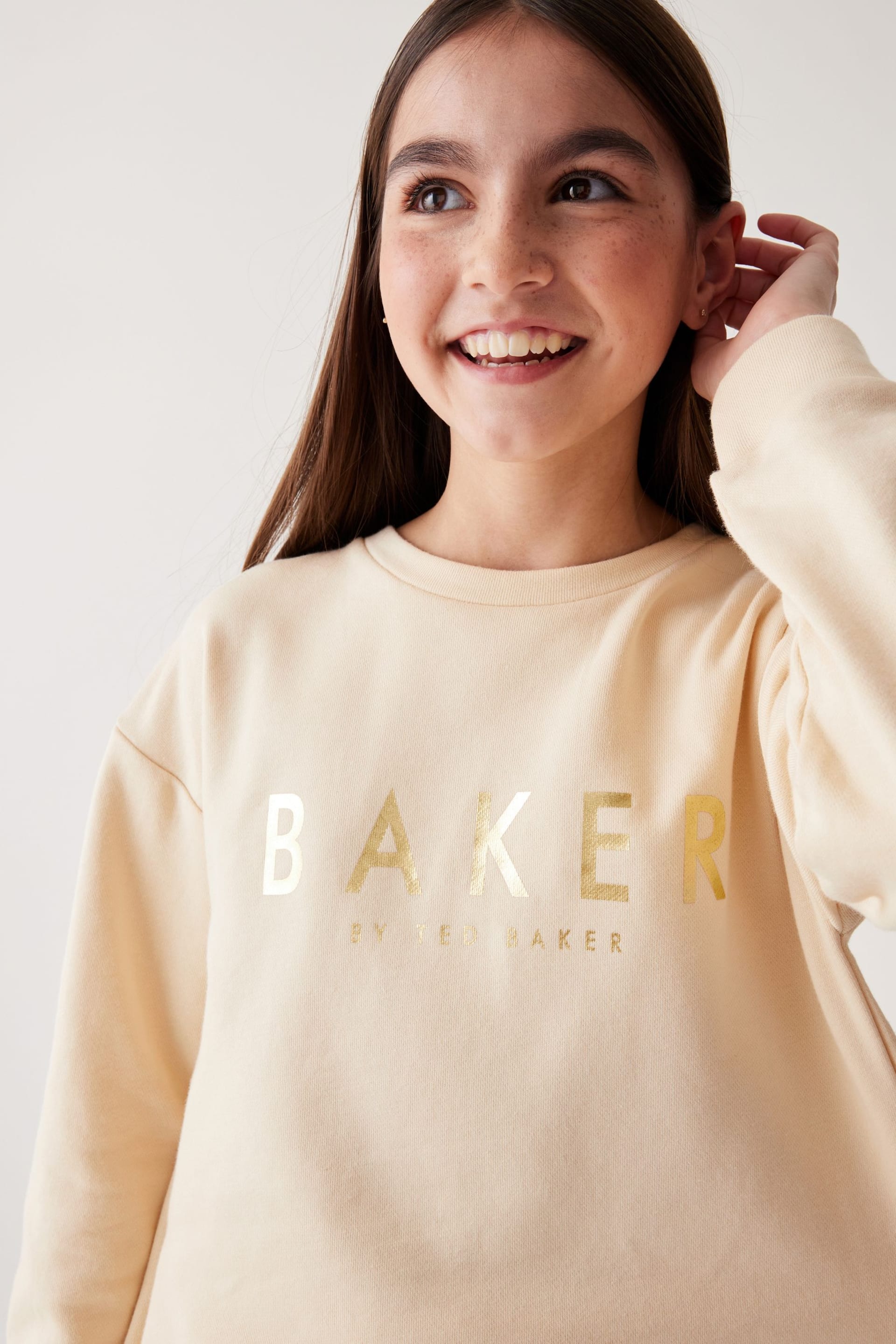 Baker by Ted Baker Stone Split Back Sweater And Shorts Set - Image 5 of 10