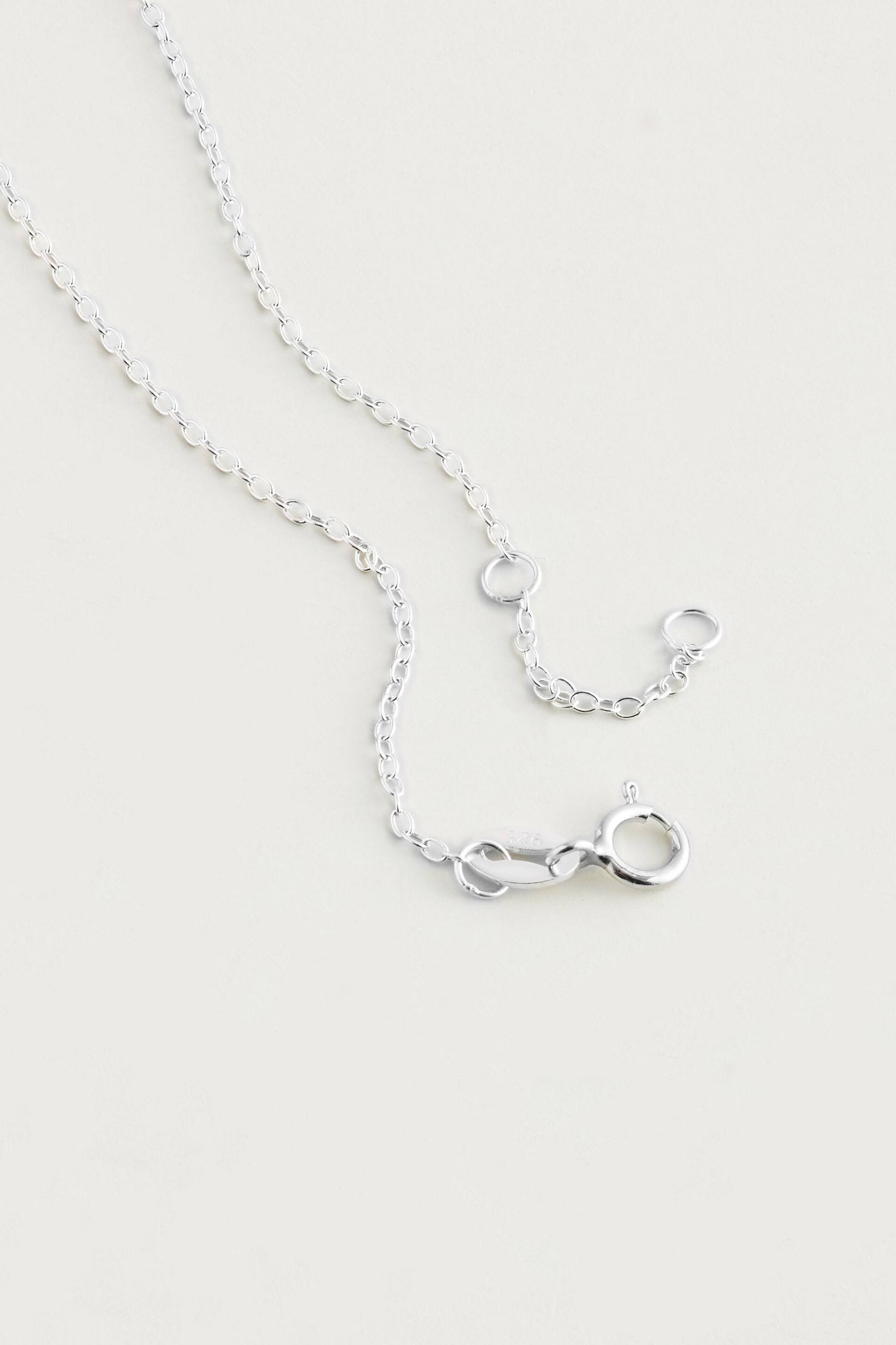 Sterling Silver O Initial Necklace - Image 2 of 3