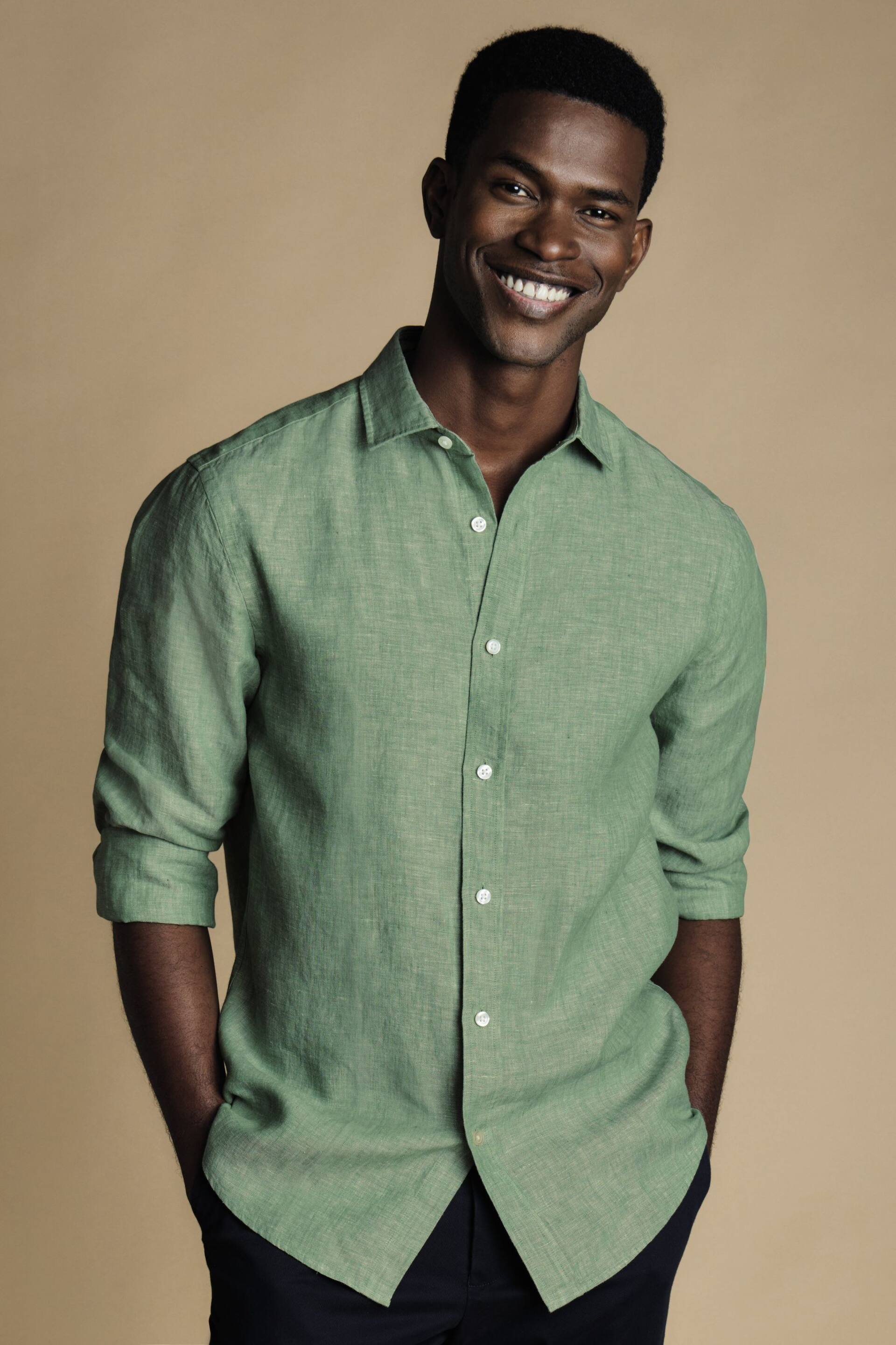Charles Tyrwhitt Green Slim Fit Plain Short Sleeve Pure Linen Full Sleeves Shirt - Image 1 of 6