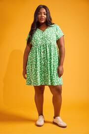 Yours Curve Green Green Ditsy Floral Print Button Front Smock Dress - Image 2 of 2