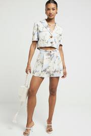River Island Blue Floral Print Tailored Shorts - Image 2 of 3