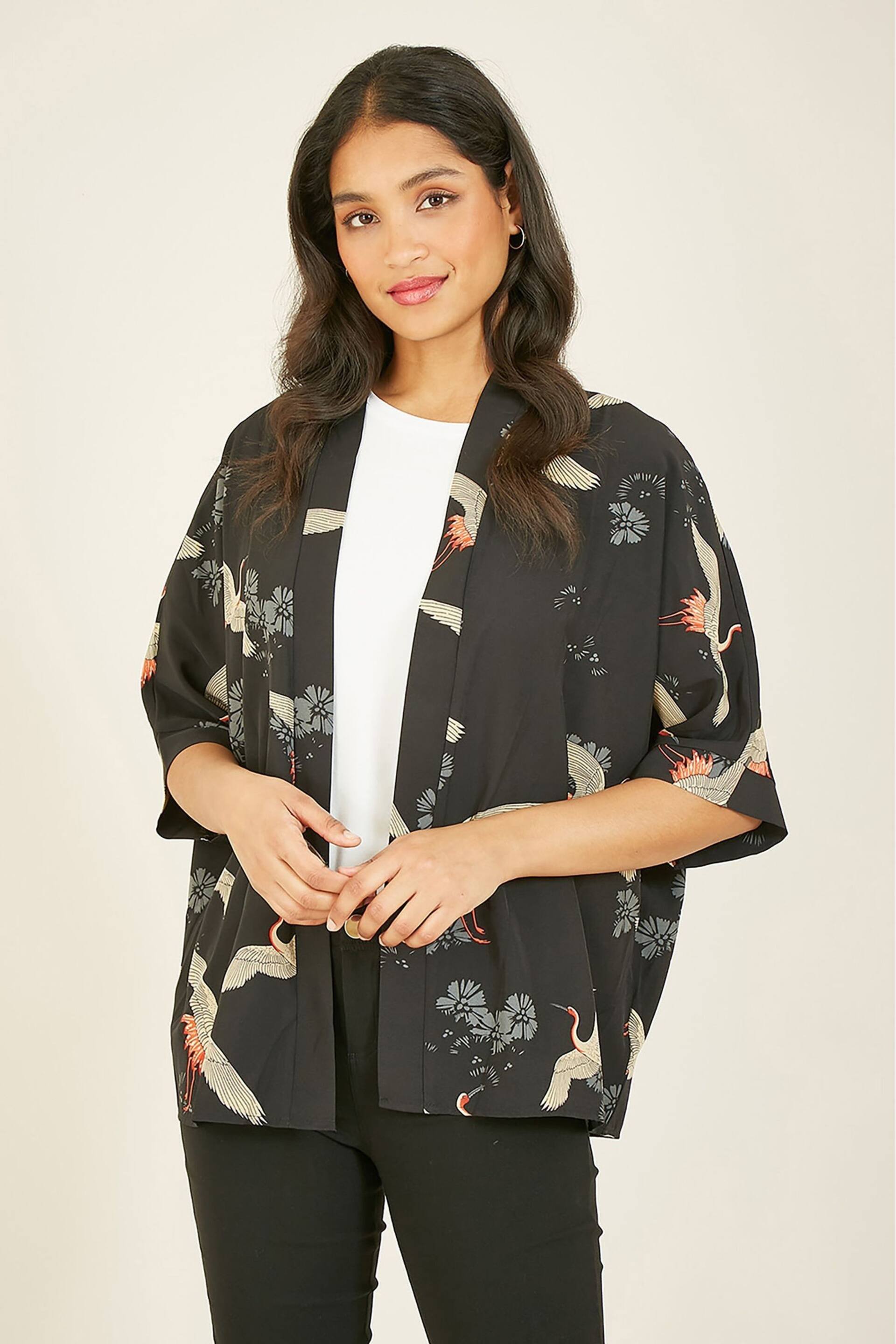 Yumi Black Crane Print Kimono - Image 7 of 8