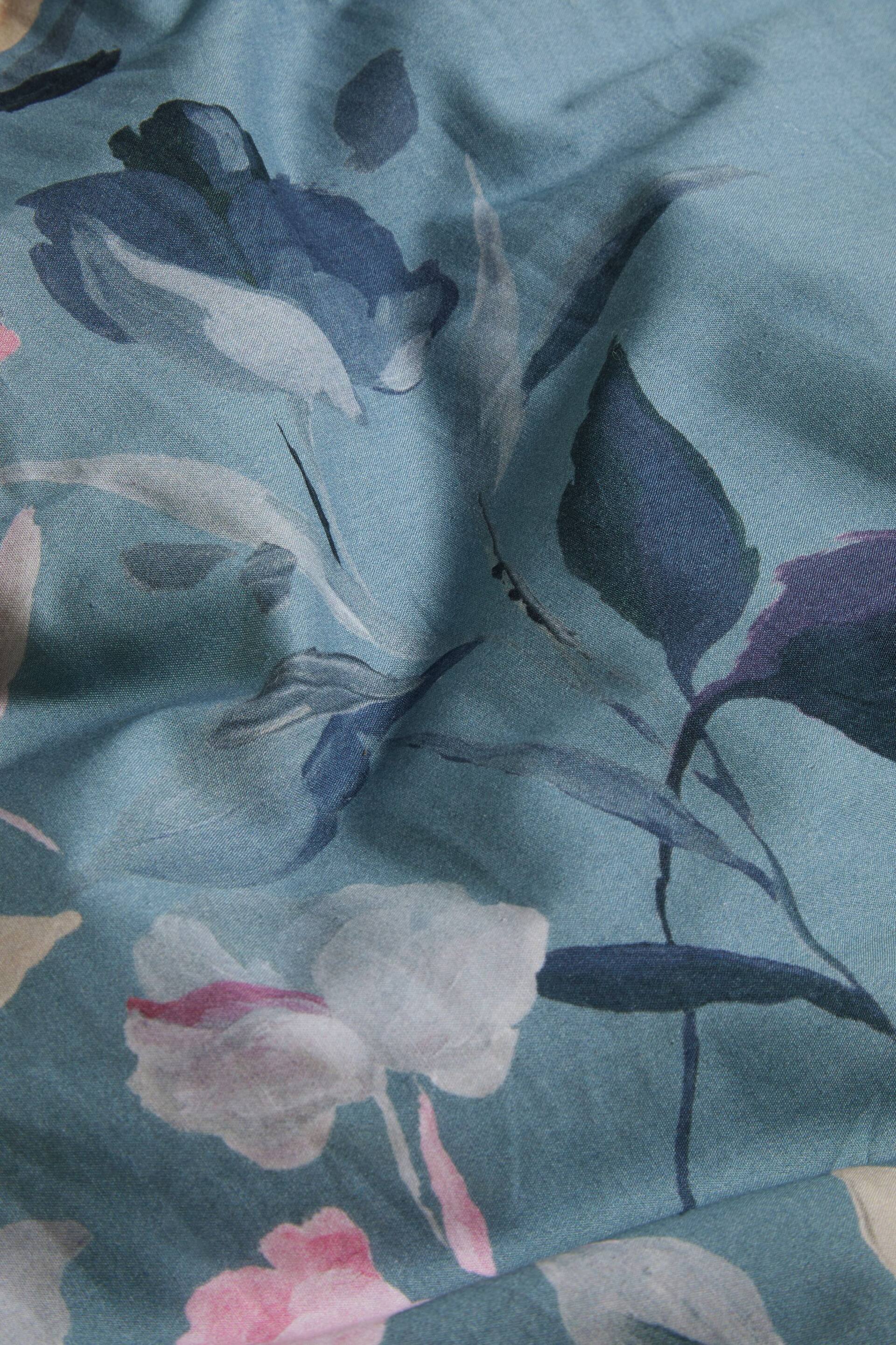 Blue/White Floral Oxford Edge Reversible 100% Cotton Duvet Cover and Pillowcase Set - Image 4 of 5