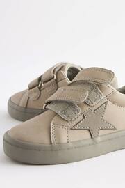 Neutral Standard Fit (F) Star Touch Fastening Trainers - Image 3 of 6