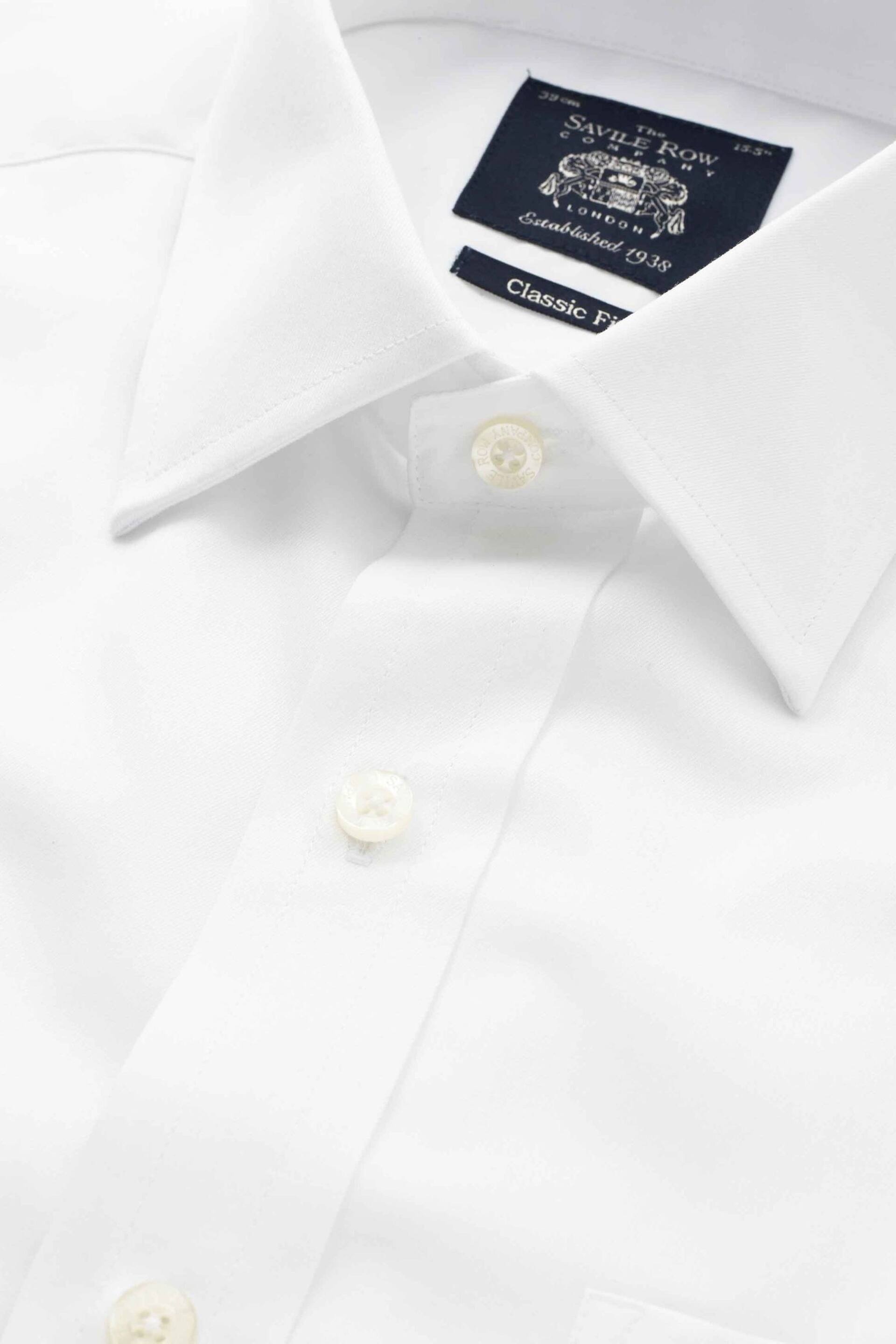 Savile Row Co White Twill Classic Fit Single Cuff Shirt - Image 4 of 6