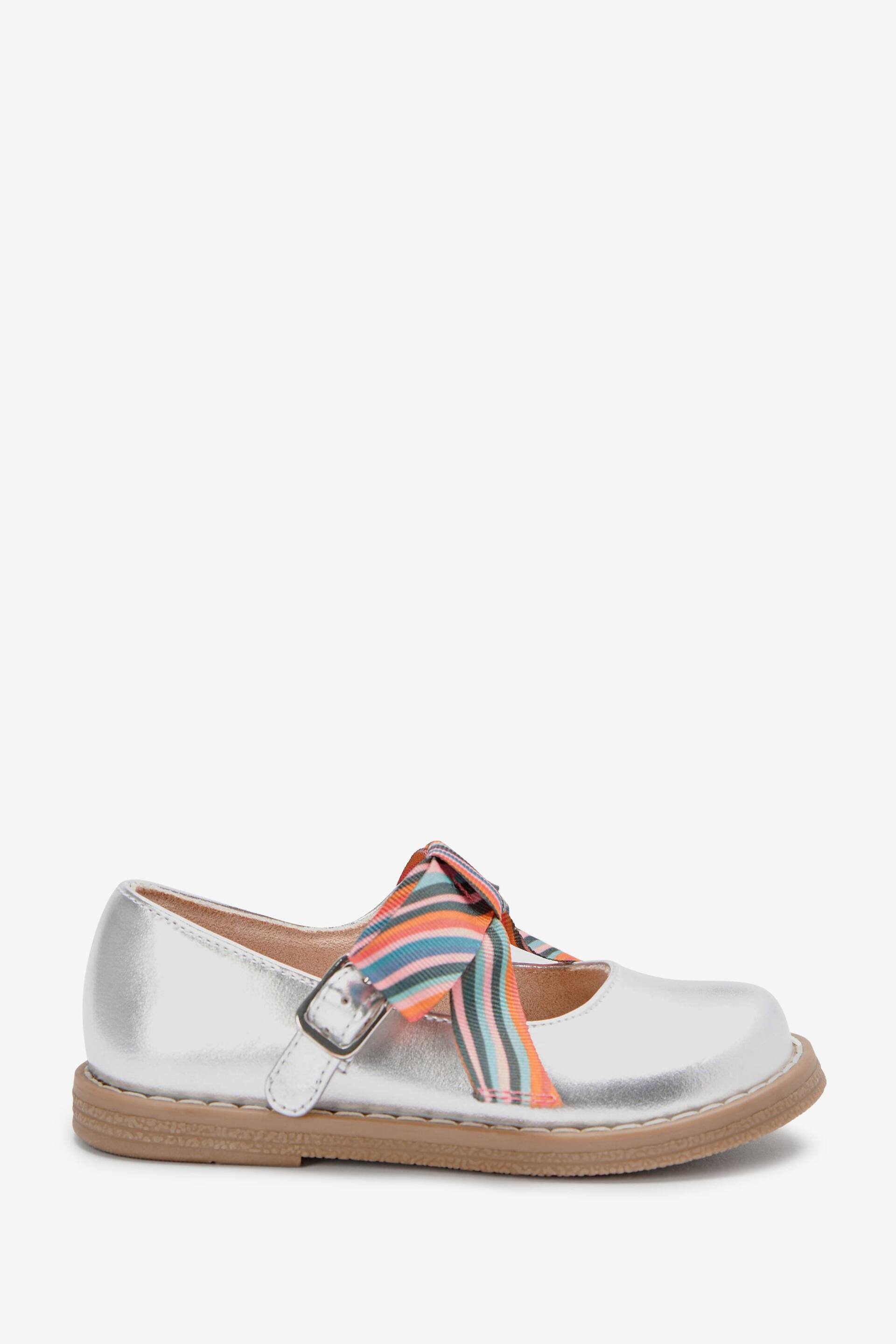 Paul Smith Junior Girls Silver Mary Jane 'Artist Swirl' Bow Shoes - Image 1 of 5
