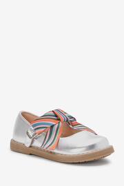 Paul Smith Junior Girls Silver Mary Jane 'Artist Swirl' Bow Shoes - Image 2 of 5