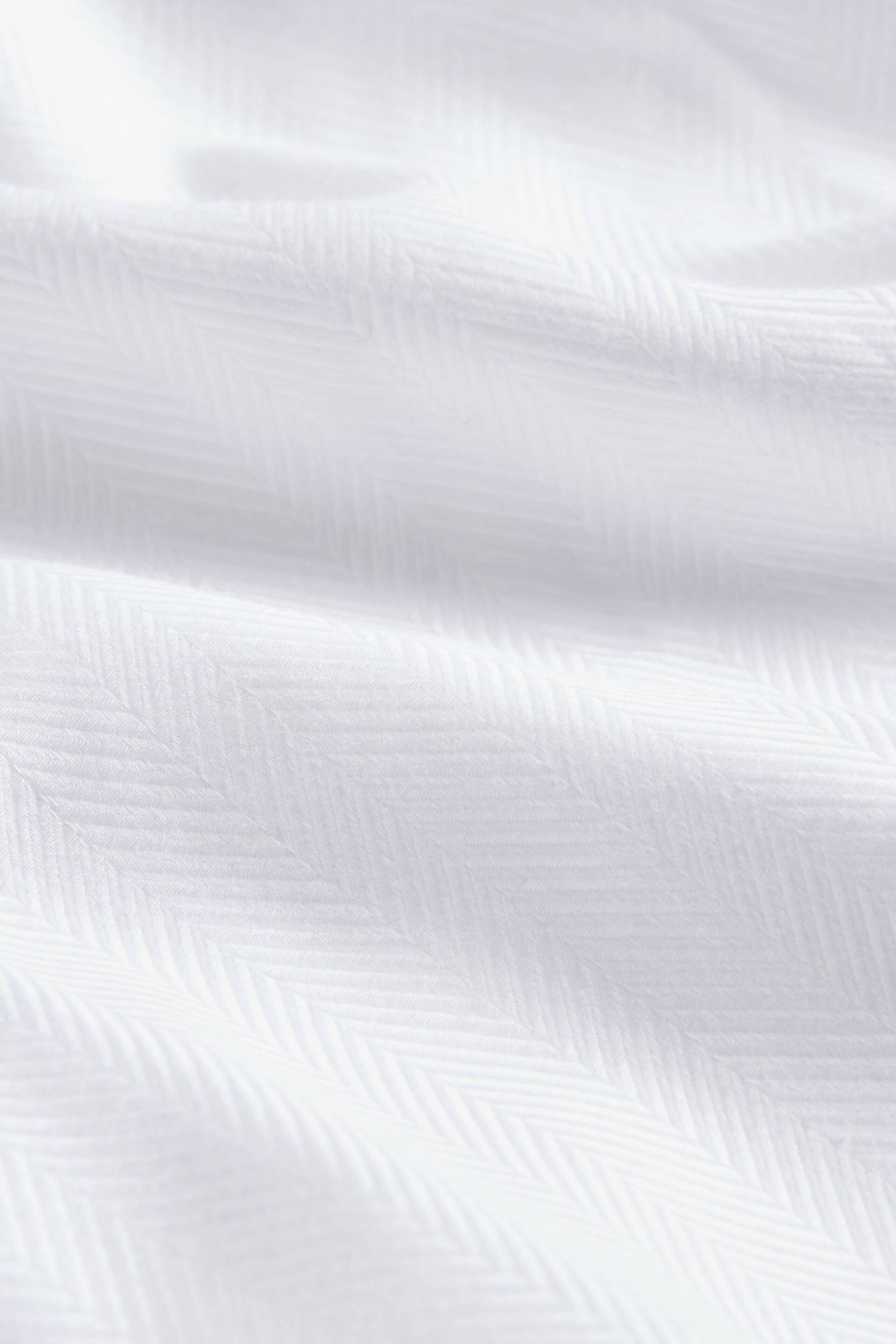 White Herringbone Signature Trimmed Single Cuff Shirt - Image 7 of 7