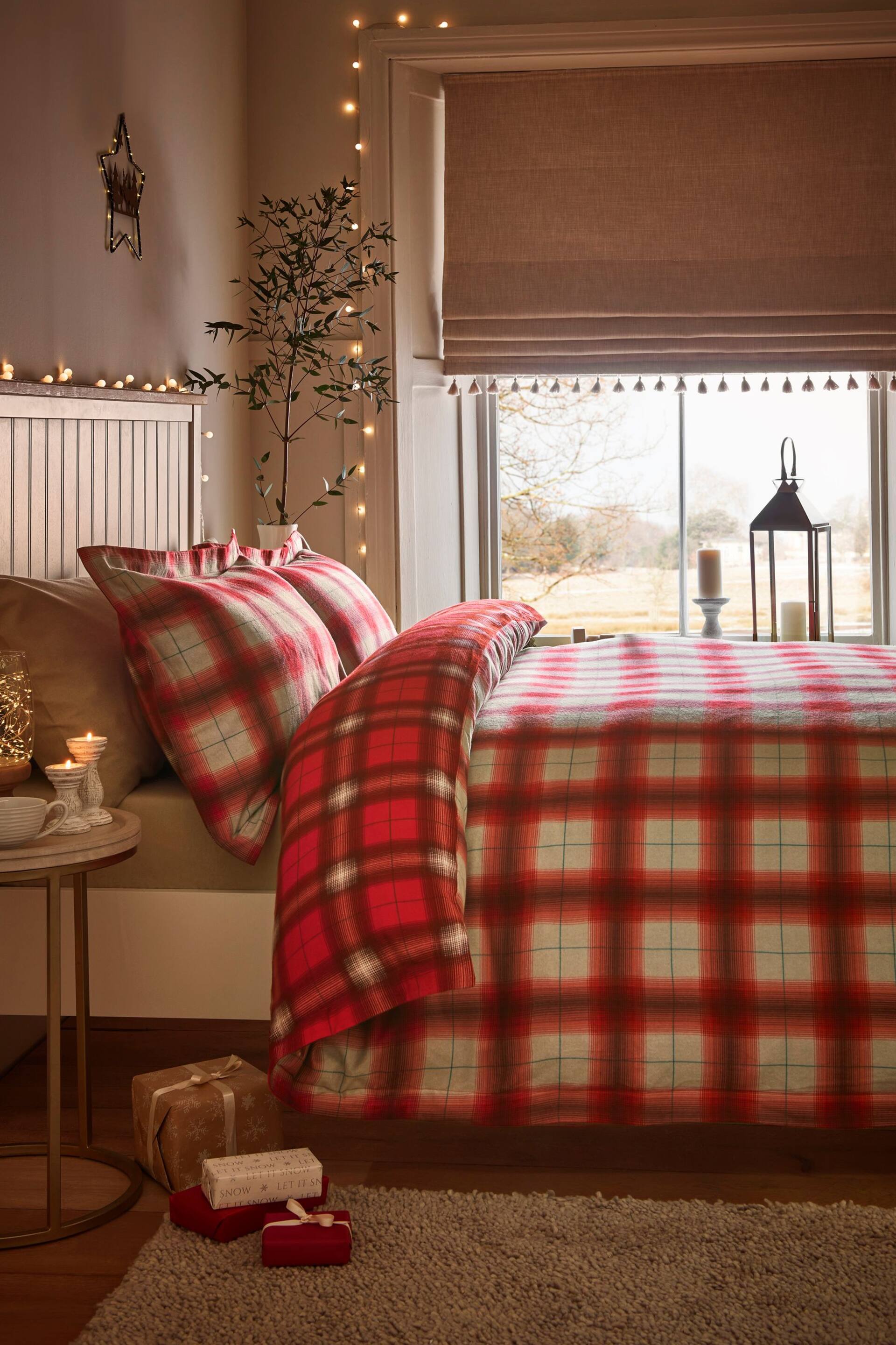 Red Check Reversible Christmas Brushed Cotton Oxford Duvet Cover and Pillowcase Set - Image 6 of 9