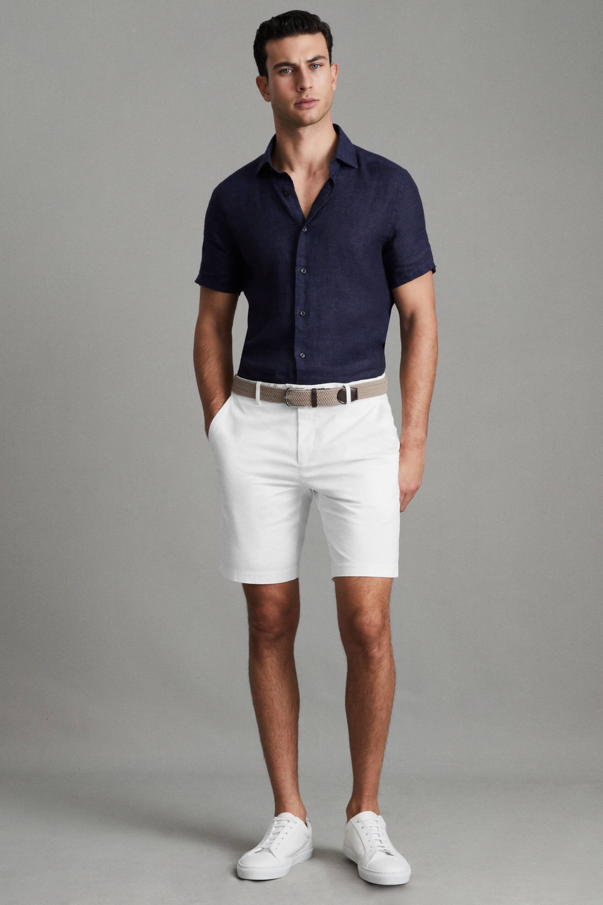 Reiss White Wicket Modern Fit Cotton Blend Chino Shorts - Image 3 of 6
