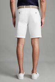 Reiss White Wicket Modern Fit Cotton Blend Chino Shorts - Image 4 of 6