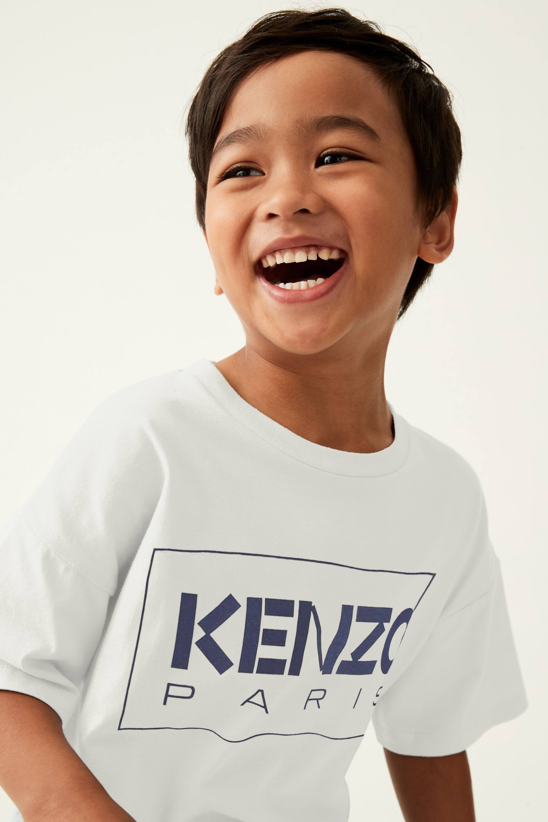 Kenzo Kids Cream Logo Unisex T-Shirt - Image 2 of 3