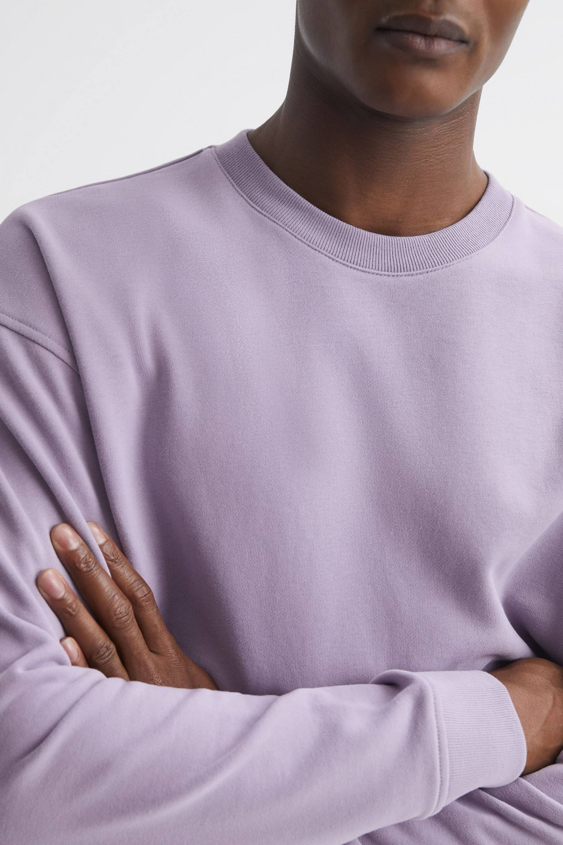 Reiss Lilac Alistar Oversized Garment Dye Sweatshirt - Image 3 of 5