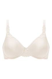 Chantelle Cream Hedona Seamless Moulded Underwired Bra - Image 4 of 4