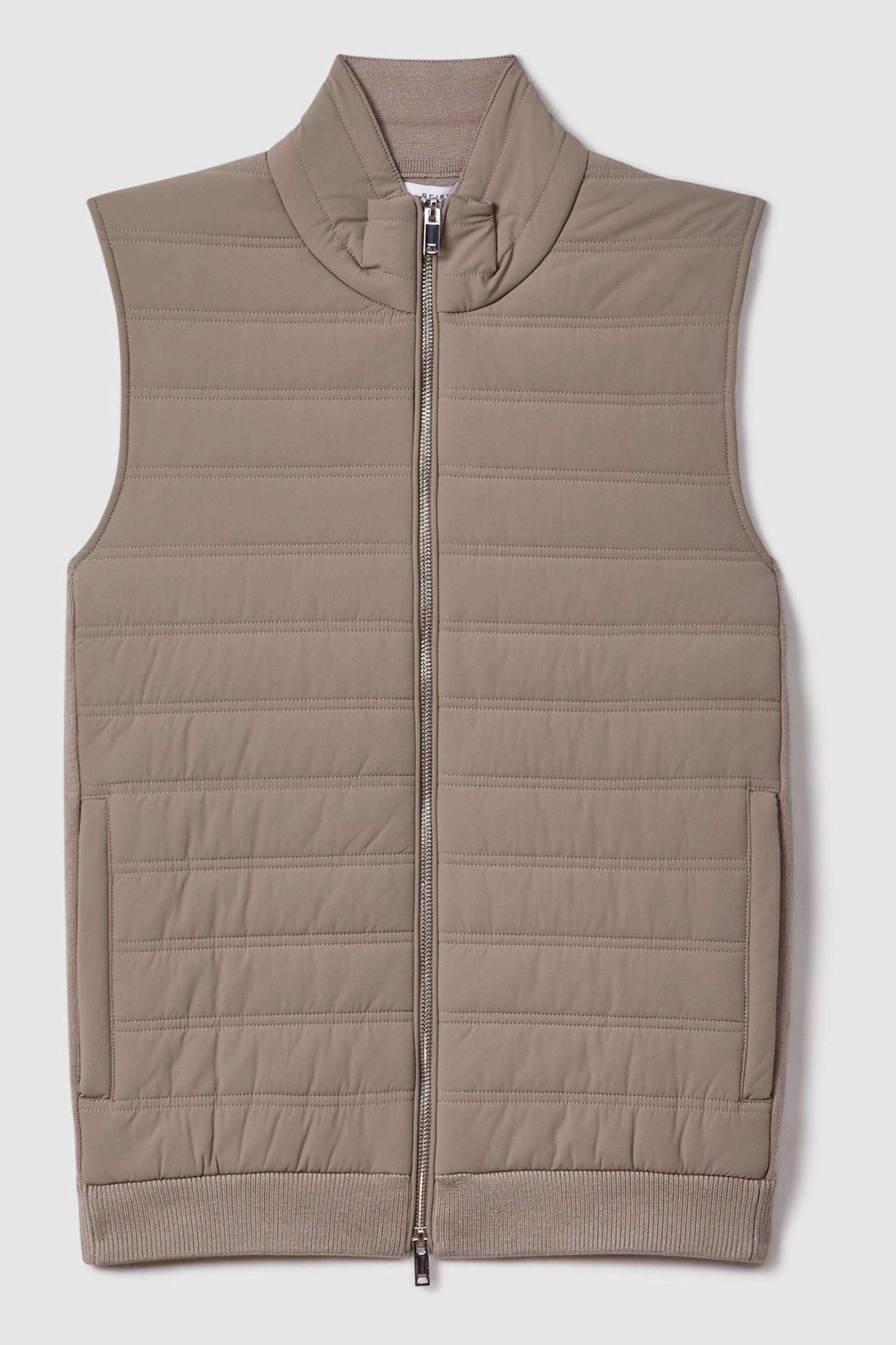 Reiss Mink Cranford Hybrid Quilt and Knit Zip-Through Gilet - Image 2 of 6