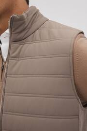 Reiss Mink Cranford Hybrid Quilt and Knit Zip-Through Gilet - Image 4 of 6