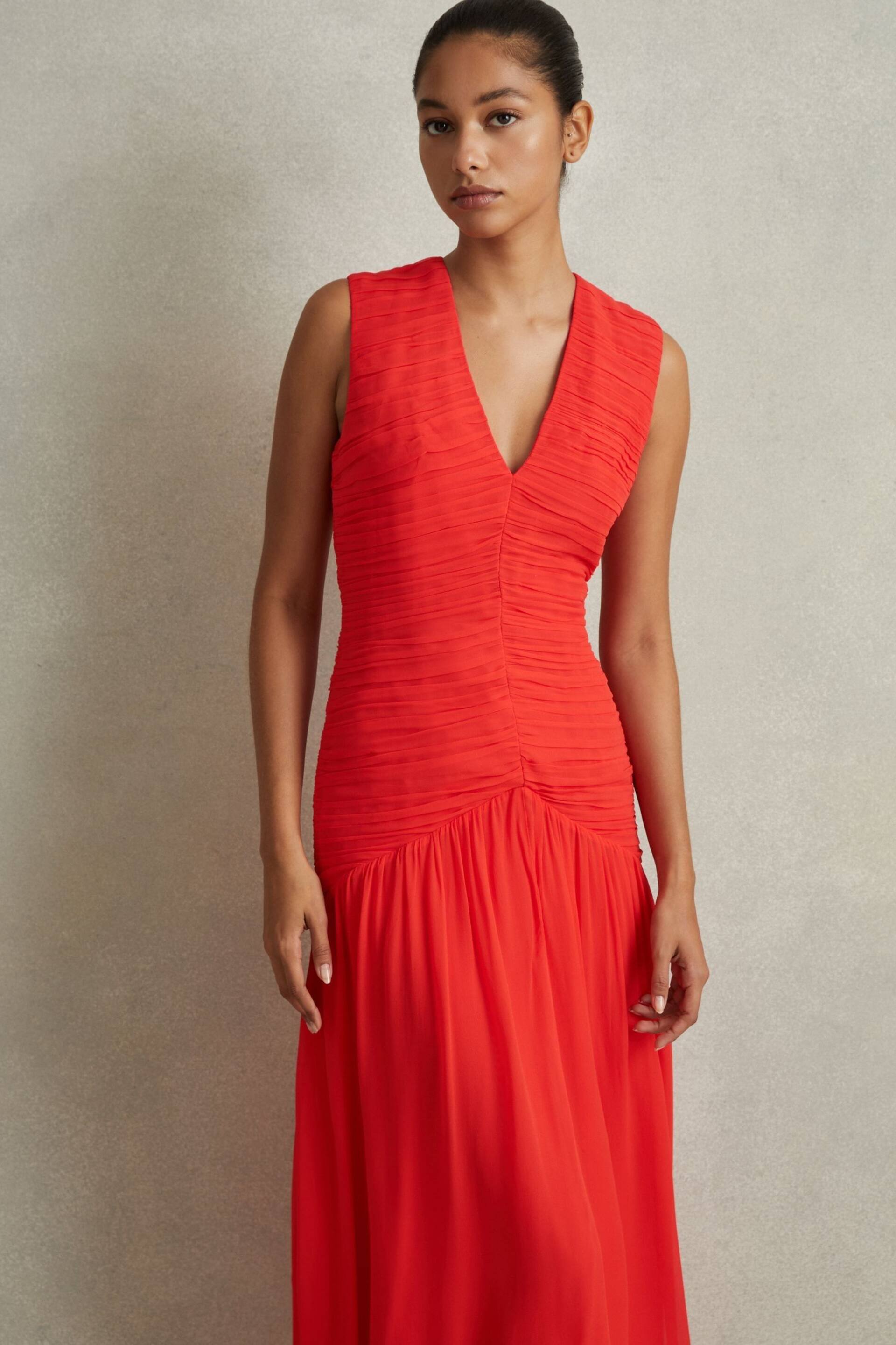 Reiss Coral Saffy Petite Ruched Bodycon Midi Dress - Image 4 of 7
