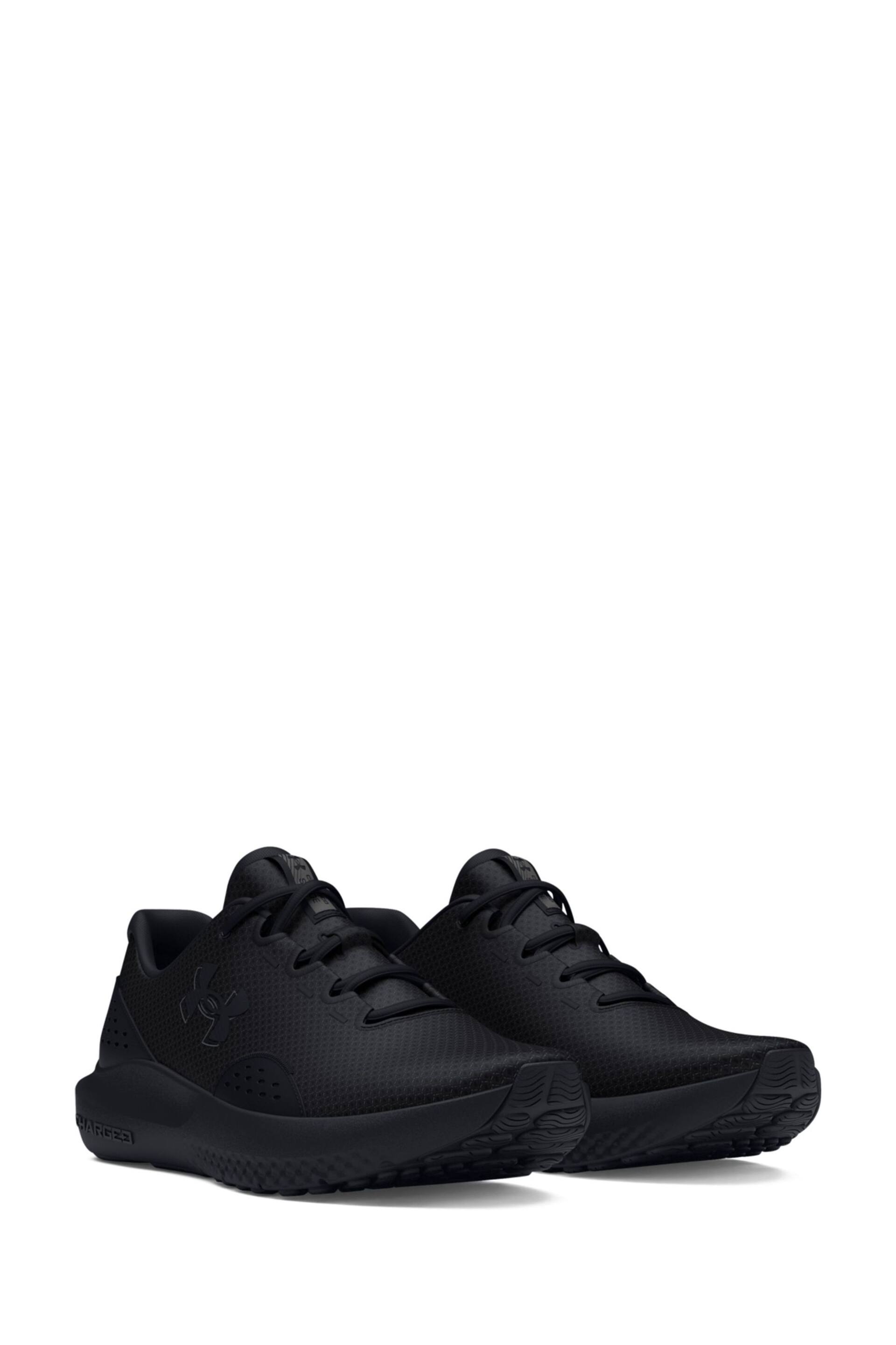 Under Armour Jet Black Surge 4 Trainers - Image 4 of 6