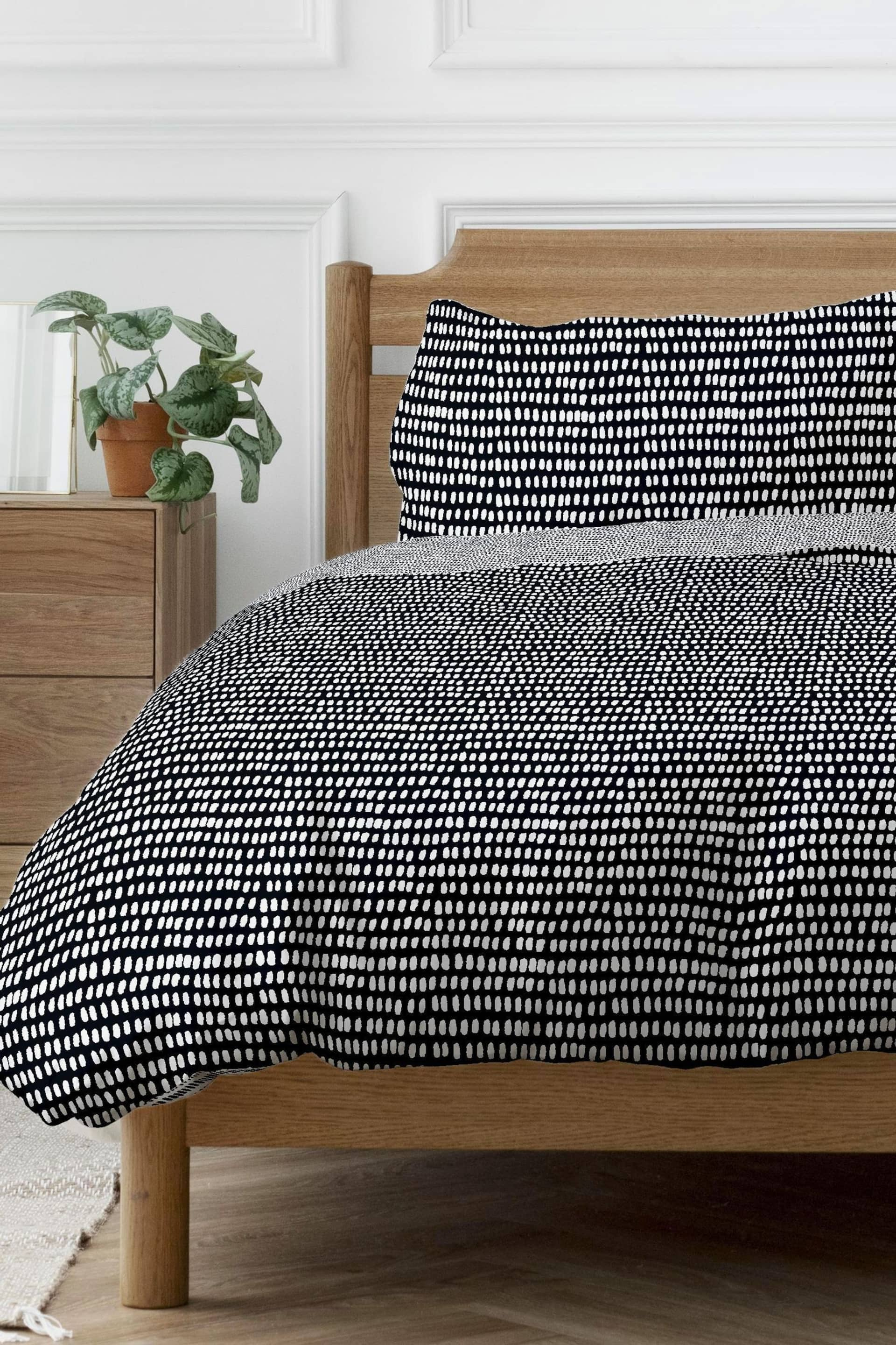 Copenhagen Home Black Arri Duvet Cover and Pillowcase Set - Image 2 of 2