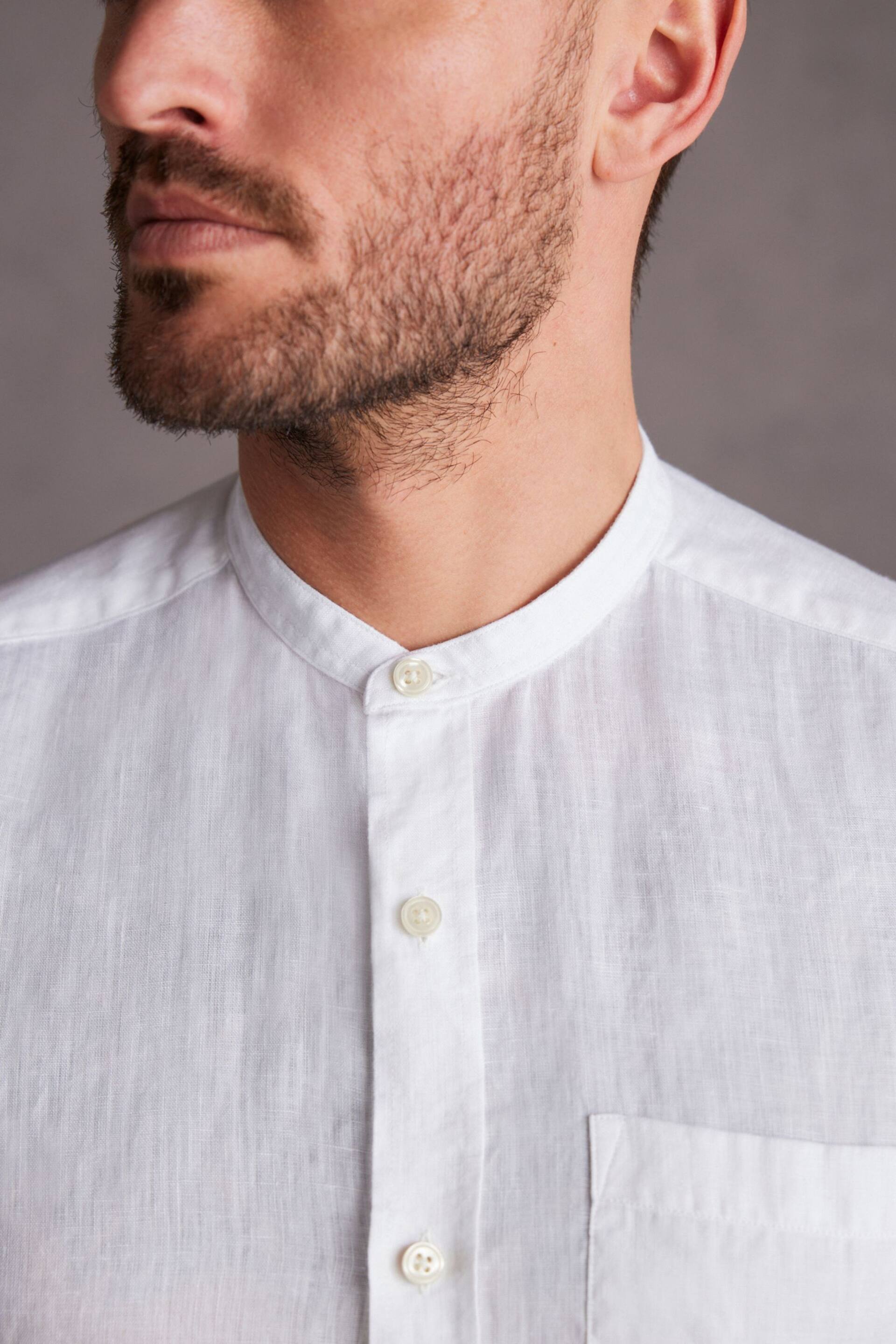 White Grandad Collar Signature 100% Linen Short Sleeve Shirt - Image 4 of 7