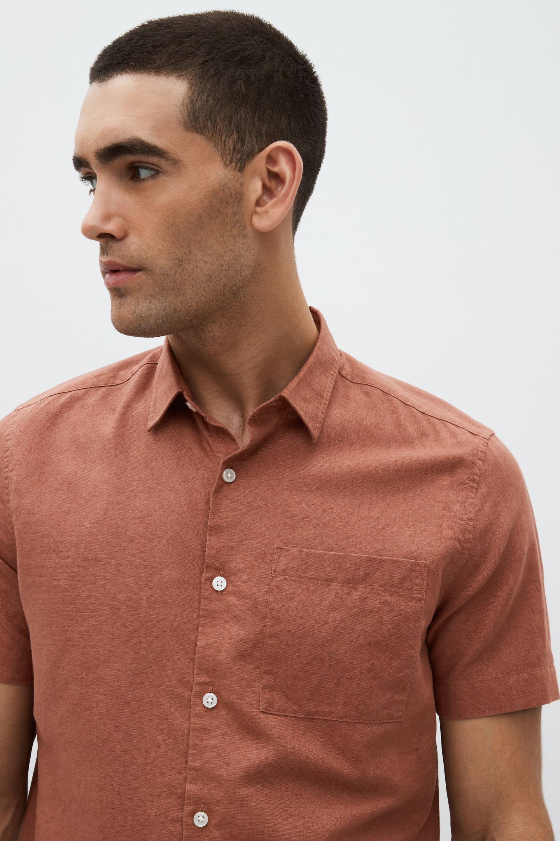 Brown Standard Collar Linen Blend Short Sleeve Shirt - Image 4 of 8